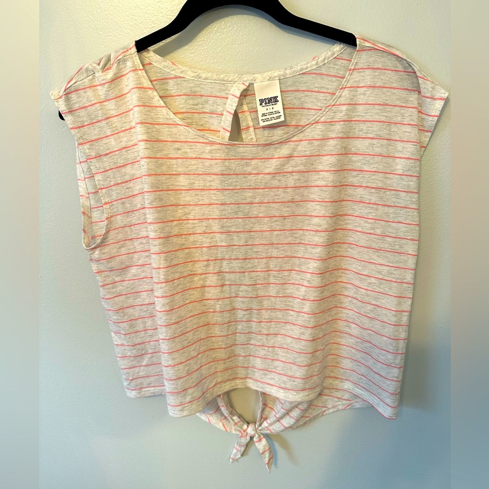 PINK open back t-shirt. Size small